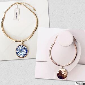 NWT St. Thomas 2in1 Gold Shinny Polished Circle White Blue Tile pendant Necklace